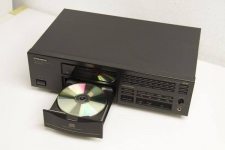 pioneer-pd-7700-cd-player.jpg
