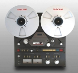 tascam-32-fond-degrade-hdr.jpg